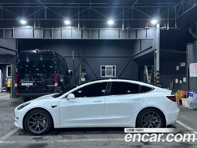 Tesla 3 AWD