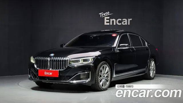 BMW 7 (G11) M760Li xDrive V12