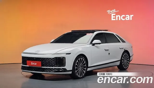 Hyundai Grandeur Hybrid (GN7)
