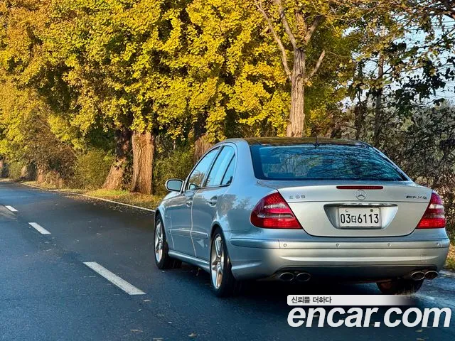 Mercedes-Benz E- W211 E55 AMG