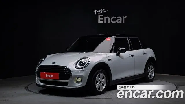 MINI Cooper 5 Base 3