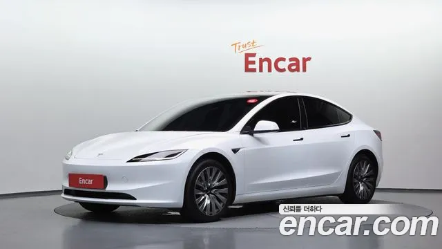 Tesla 3 RWD