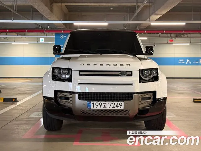 Land Rover Defender (L663) 110 P300 X- SE