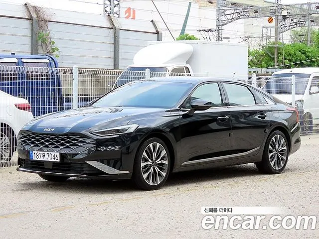 Kia K8 2.5 Gasoline 2WD Signature