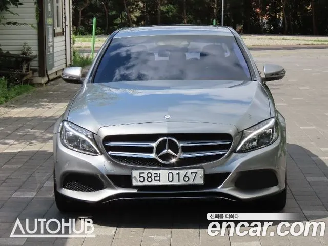 Mercedes-Benz C- W205 C200