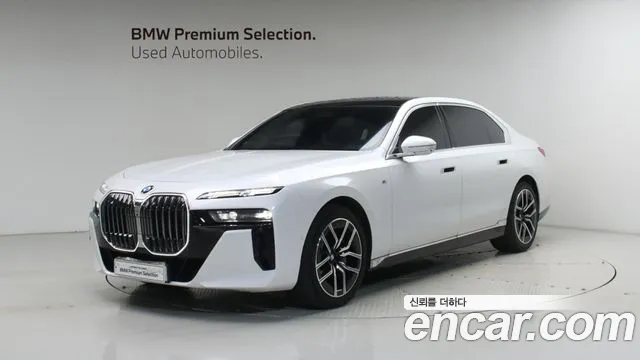 BMW 7 Series (G70) 740 i sDrive M Sport