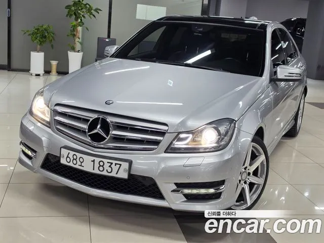 Mercedes-Benz C-Class W204 C200 CGI Style