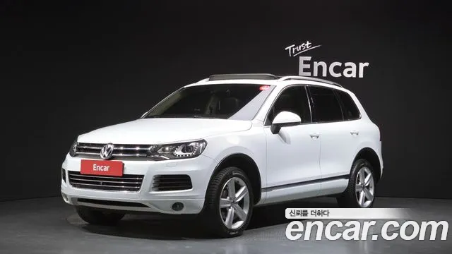 Volkswagen New Touareg V6 3.0 TDI 7 P5