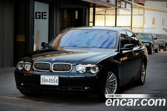 BMW 7 Series (E65) 745 i