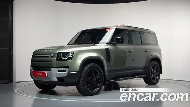 Land Rover Defender (L663) 110 D240 SE