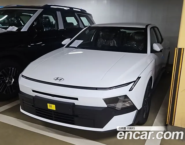 Hyundai Avante (CN8) 2.0 Modern