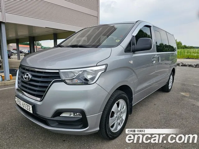 Hyundai The New Grand Starex 4WD 11
