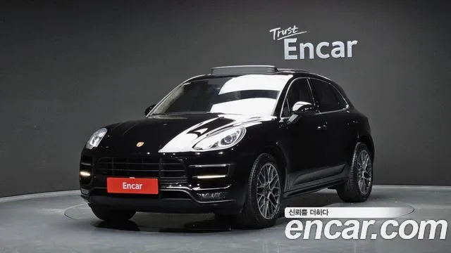 Porsche Macan 3.6 Turbo 95B
