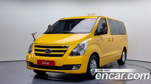 Hyundai Grand Starex 12