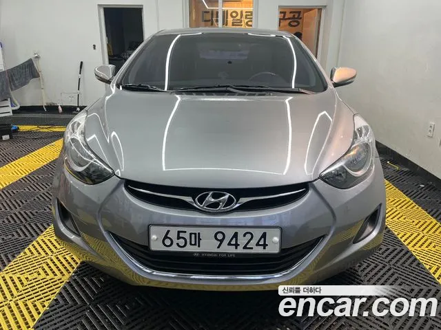 Hyundai Avante MD M16 GDI