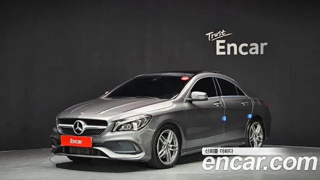 Mercedes-Benz CLA- C117 CLA220 AMG Line