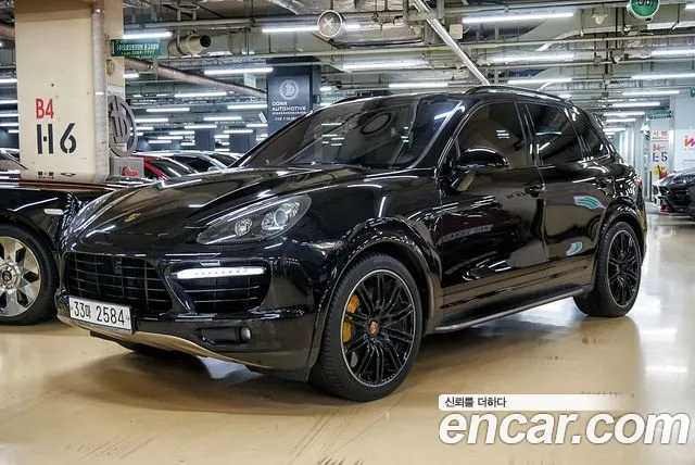 Porsche Cayenne 4.8 Turbo S 958