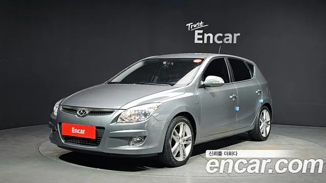 Hyundai i30 1.6 VVT Base
