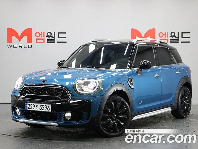 MINI Cooper SD Countryman ALL4 2