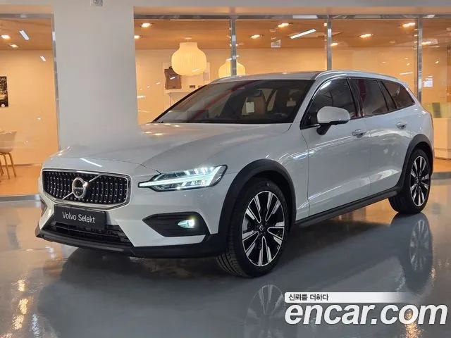 Volvo V60 2 B5 AWD
