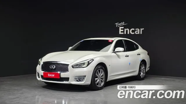 Q70 3.7 AWD