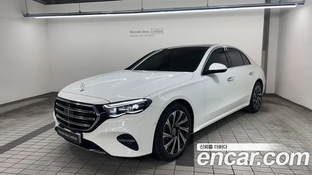 Mercedes-Benz E- W214 E300 4MATIC Exclusive