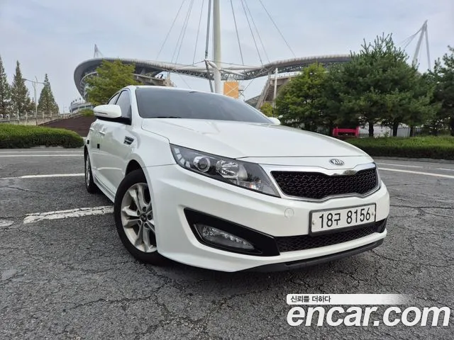 Kia K5 2.0 Prestige Base