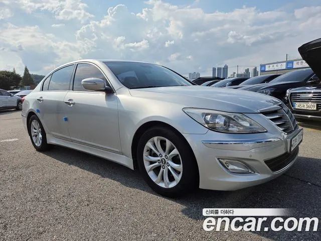 Hyundai Genesis BH330