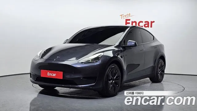 Tesla Y RWD
