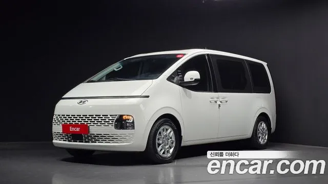 Hyundai Staria 4WD 11