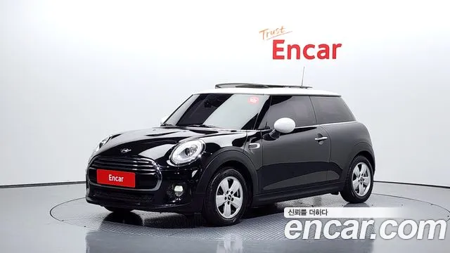 MINI Cooper D Base 3