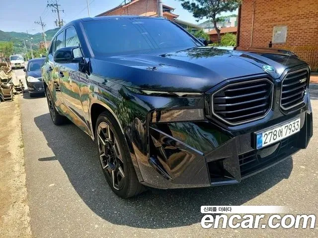 BMW XM (G09) 4.4