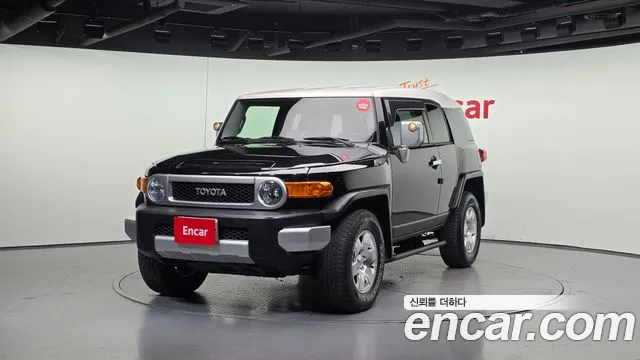 Toyota FJ 4WD V6