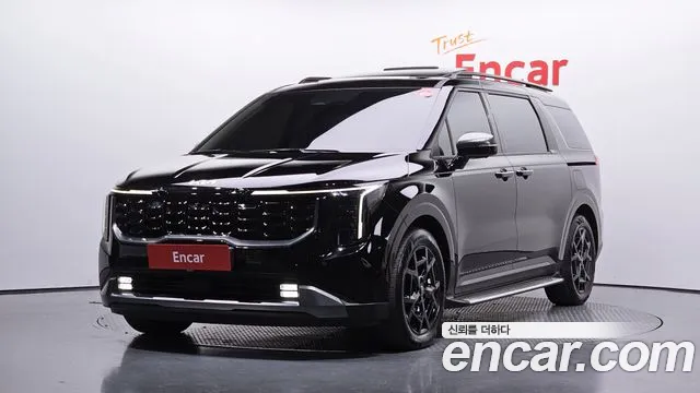 Kia The New Carnival 4 HEV 9