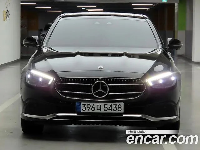 Mercedes-Benz E- W213 E350 4MATIC