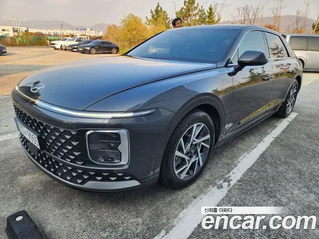 Hyundai Grandeur Hybrid (GN7) Premium