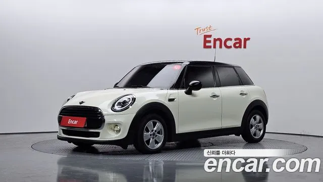MINI Cooper 5 Base 3