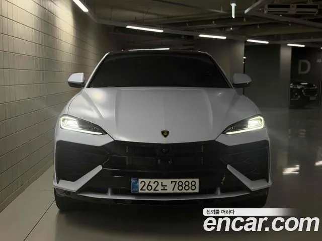 Lamborghini 4.0 V8 SE
