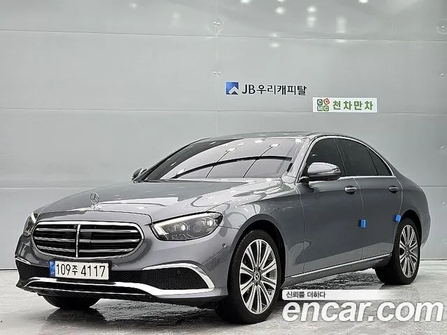 Mercedes-Benz E- W213 E300e 4MATIC Exclusive