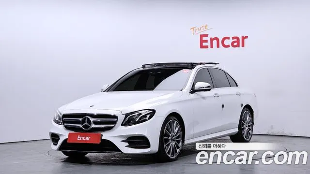 Mercedes-Benz E- W213 E300 4MATIC AMG Line