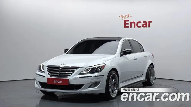Hyundai Genesis BH330 Base