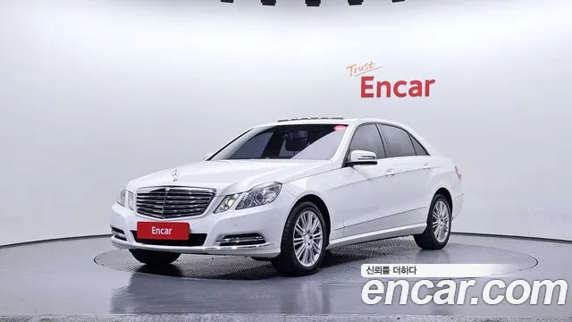 Mercedes-Benz E- W212 E300