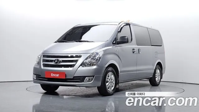 Hyundai Grand Starex 3