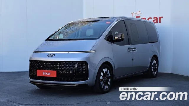 Hyundai Staria 4WD 9 Inspiration