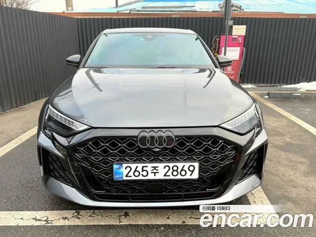 Audi RS3 (8Y) 2.5 TFSI
