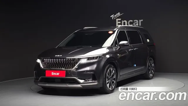 Kia Carnival 4 Gasoline 7 Noblesse