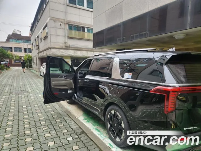 Kia The New Carnival 4 Gasoline 9 Noblesse