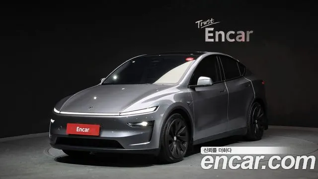 Tesla Y AWD