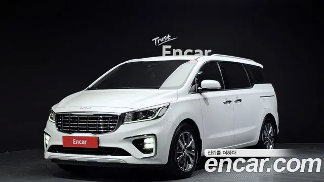 Kia The New Carnival 9 Prestige