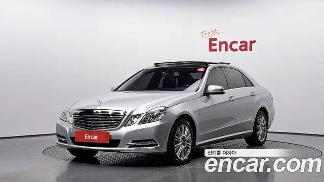 Mercedes-Benz E- W212 E300
